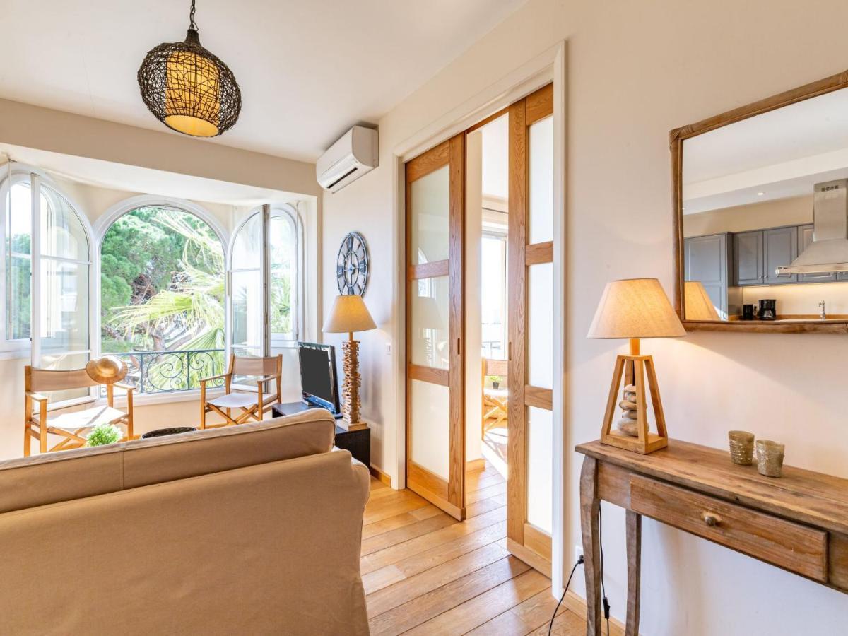 Apartment Les Sirenes By Interhome Sainte-Maxime Eksteriør bilde