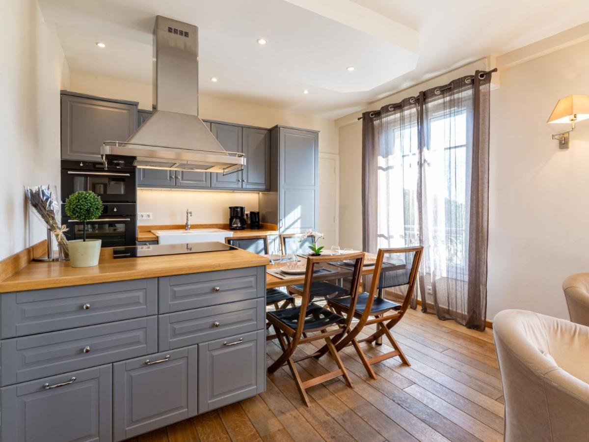 Apartment Les Sirenes By Interhome Sainte-Maxime Eksteriør bilde